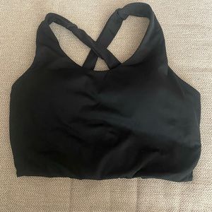Black sports bra